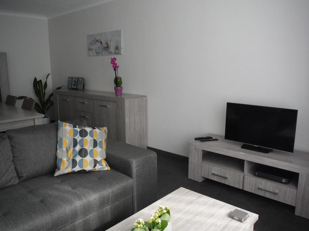 Iris Apartment