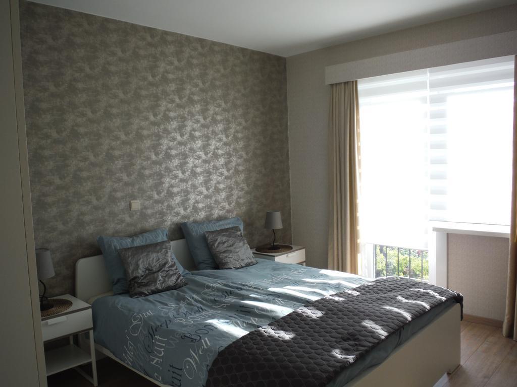 Iris Apartment *