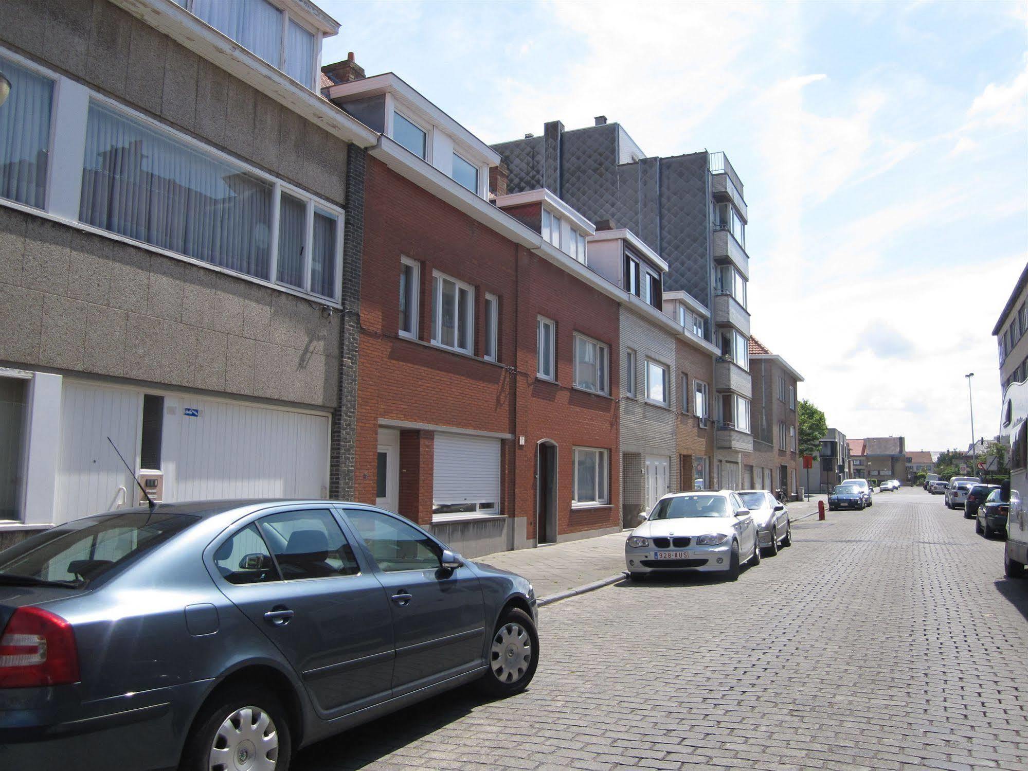 Iris * Ostend